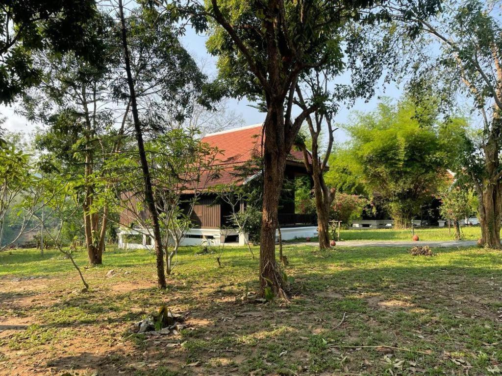 Nam Ou Riverside Resort Ban Vanglè Exterior foto